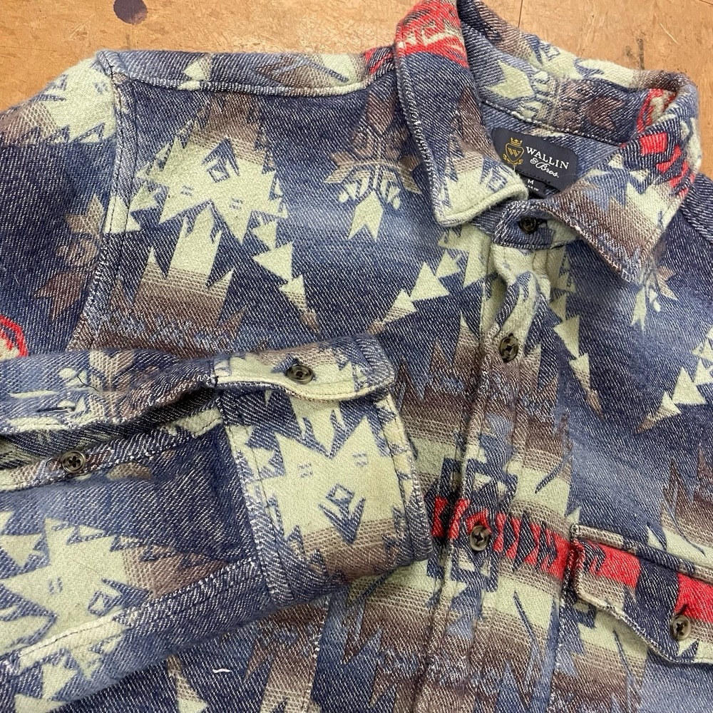 Wallin Bros Mens Aztec Southwestern Button Down Casual Shirt Long Sleeve Size M